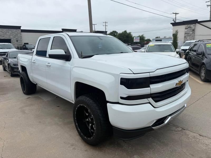 Chevrolet Silverado 1500 LT Crew Cab 4WD 2018
