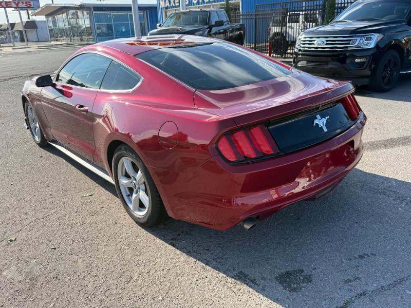Ford Mustang V6 Coupe 2017