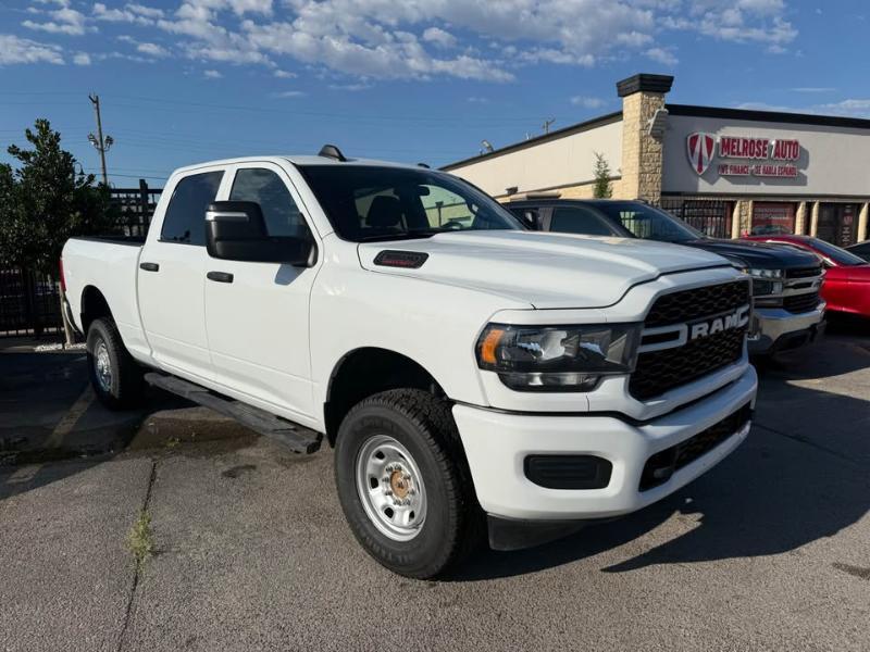 RAM 2500 Tradesman Crew Cab SWB 4WD 2023