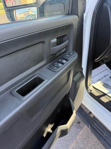 RAM 2500 Tradesman Crew Cab SWB 4WD 2023