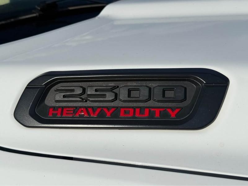 RAM 2500 Tradesman Crew Cab SWB 4WD 2023