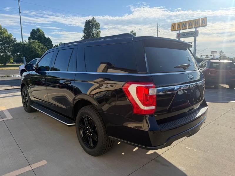 Ford Expedition MAX XLT 4WD 2021