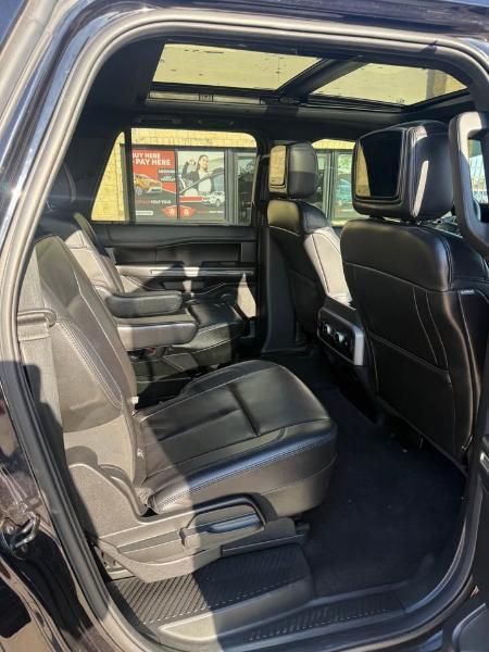Ford Expedition MAX XLT 4WD 2021