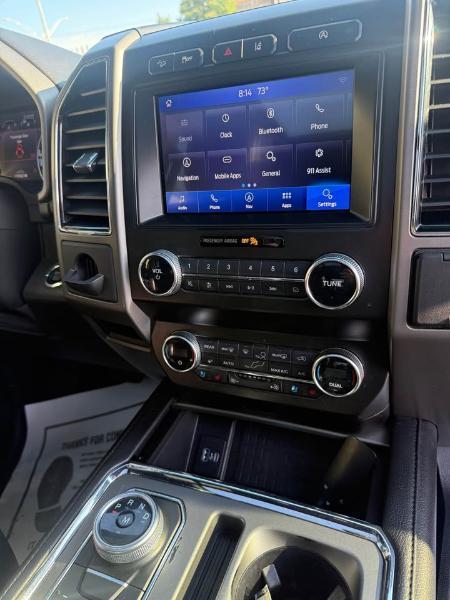 Ford Expedition MAX XLT 4WD 2021