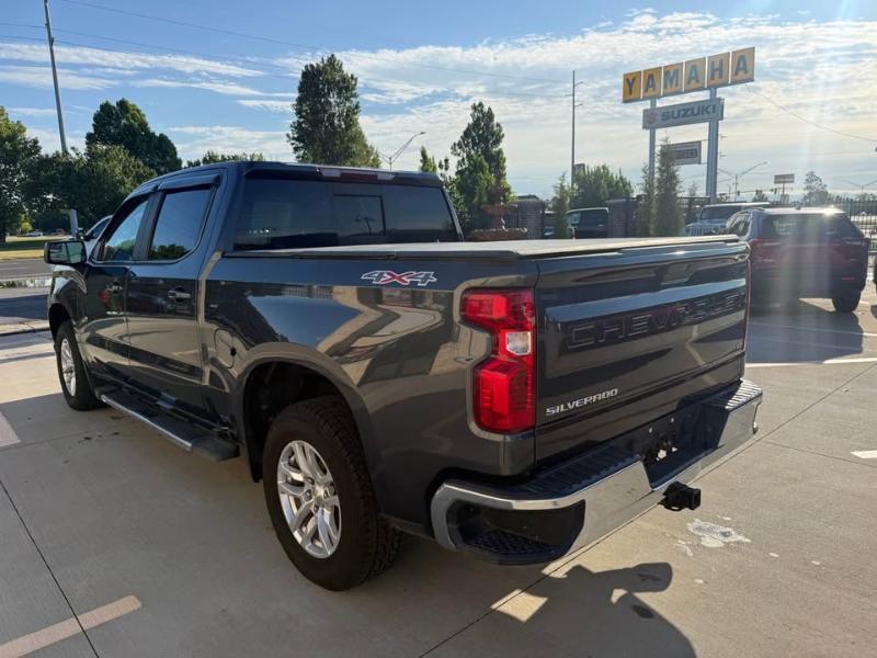 Chevrolet Silverado 1500 LT Crew Cab 4WD 2020