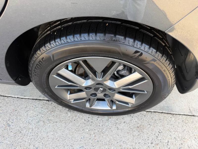 Kia Soul LX CVT 2021