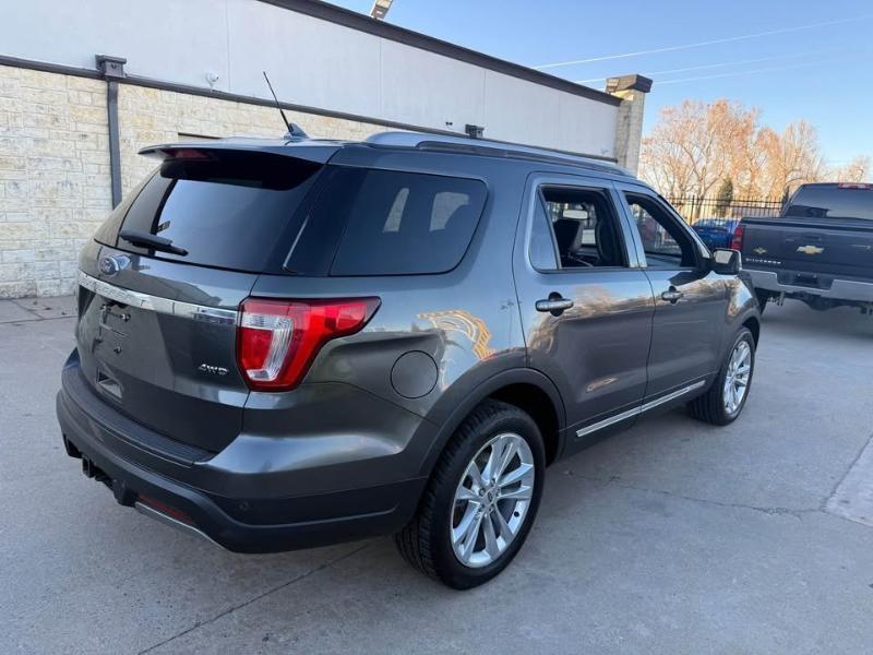 Ford Explorer XLT 4WD 2019
