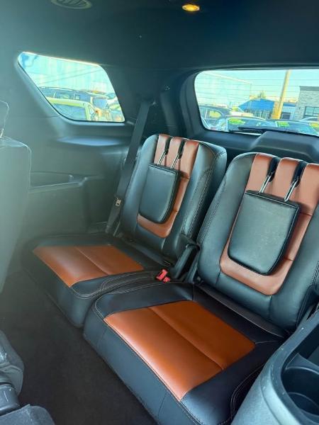Ford Explorer XLT 4WD 2019