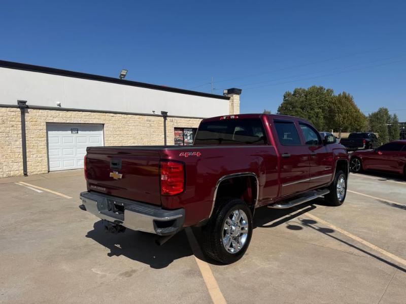 Chevrolet Silverado 2500HD Work Truck Crew Cab 4WD 2015