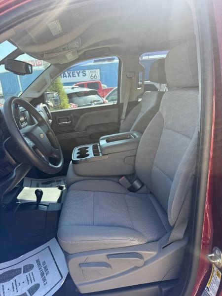 Chevrolet Silverado 2500HD Work Truck Crew Cab 4WD 2015