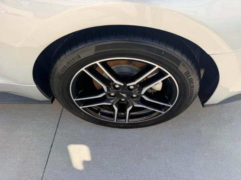 Ford Mustang EcoBoost Coupe 2018