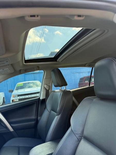 Toyota RAV4 Limited AWD 2014