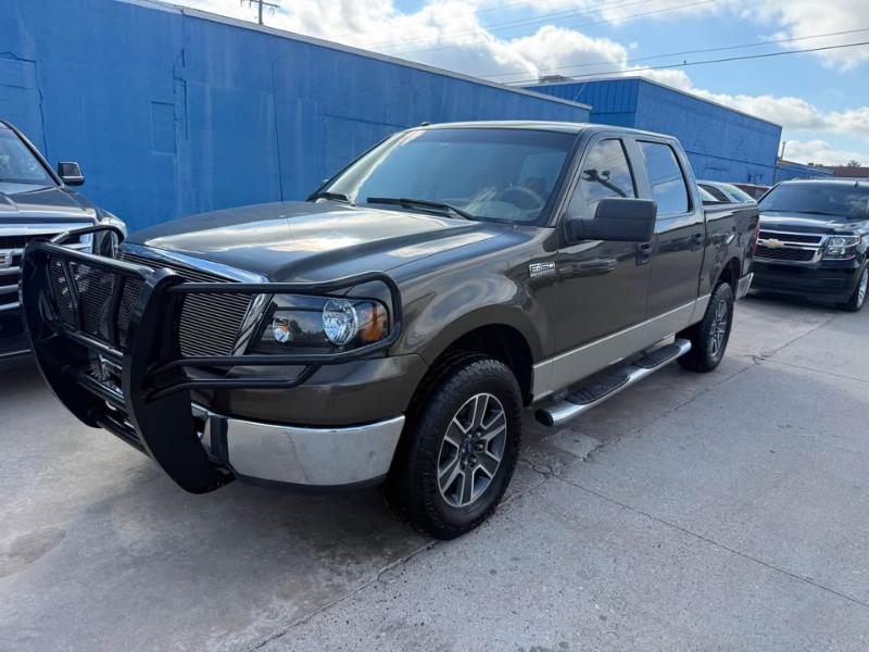 Ford F-150 XL SuperCrew Short Bed 4WD 2008