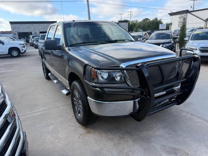 Ford F-150 XL SuperCrew Short Bed 4WD 2008