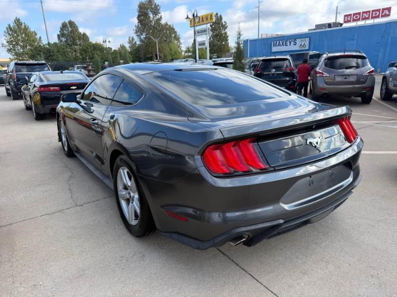 Ford Mustang EcoBoost Coupe 2018