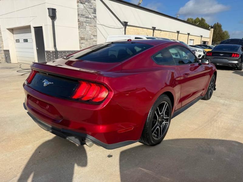 Ford Mustang EcoBoost Coupe 2018