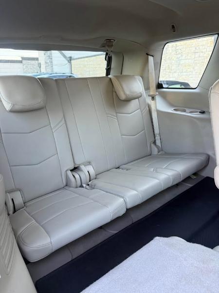 Cadillac Escalade Luxury 4WD 2017