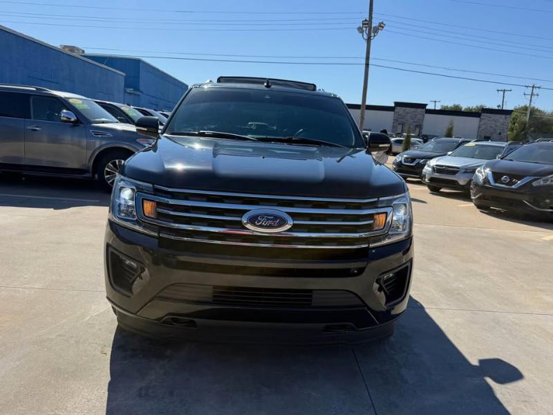 Ford Expedition XLT 4WD 2020