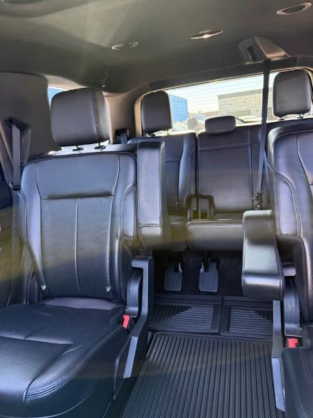 Ford Expedition XLT 4WD 2020