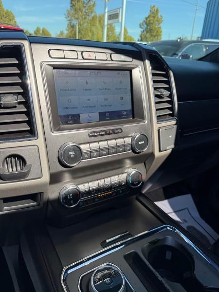 Ford Expedition XLT 4WD 2020