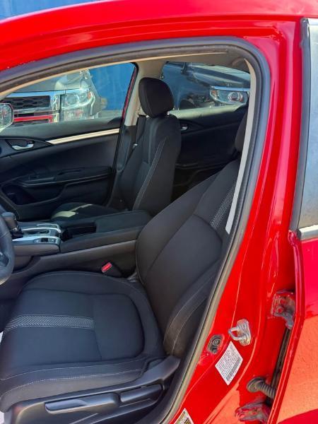 Honda Civic LX Sedan CVT 2017