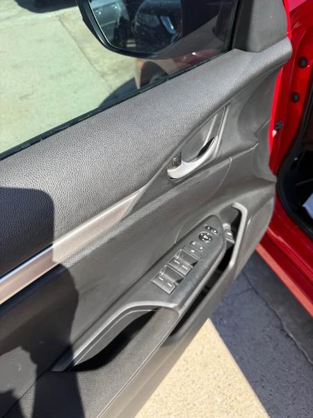 Honda Civic LX Sedan CVT 2017