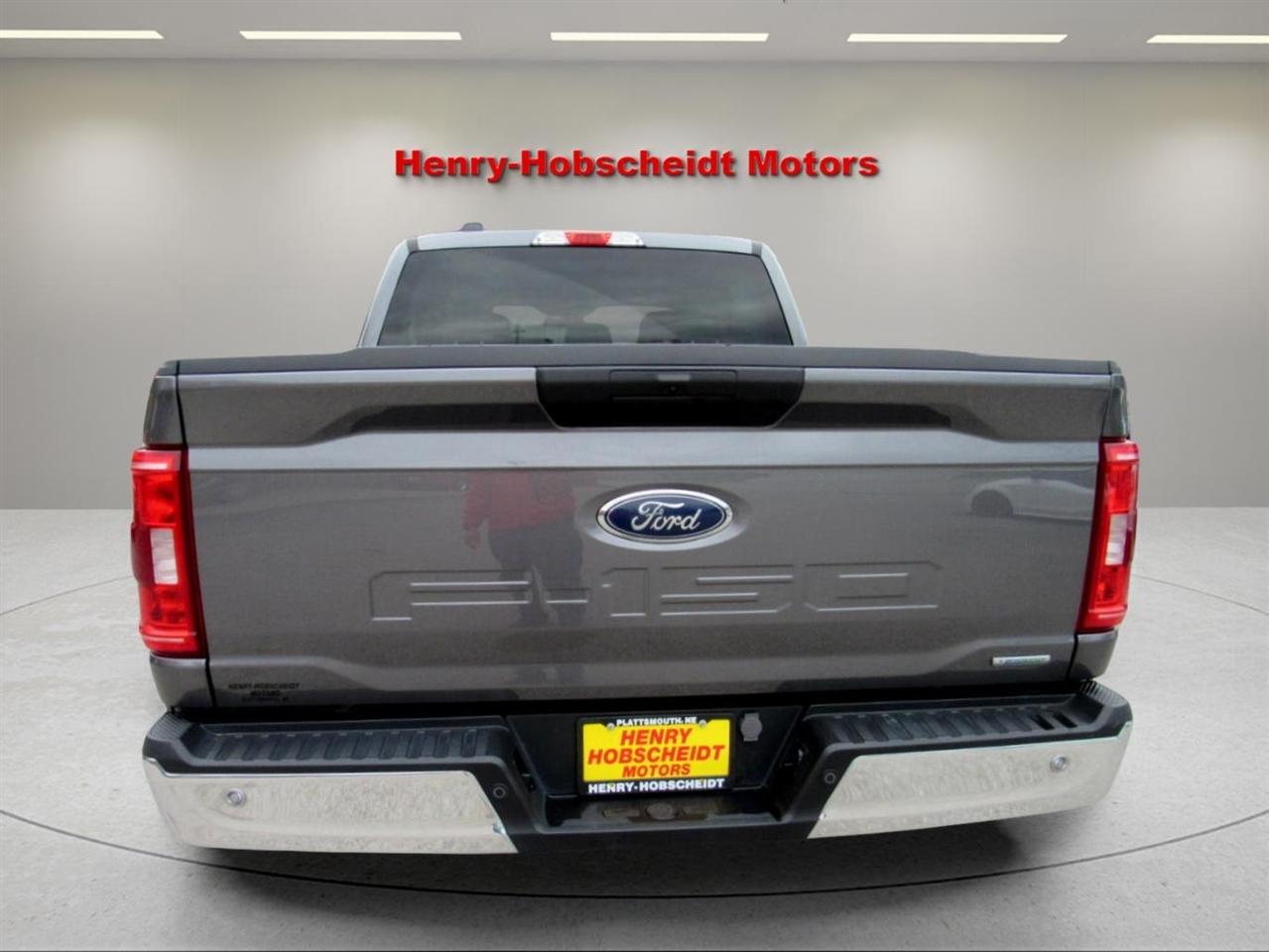 Ford F-150 XLT SuperCrew 4WD 2023