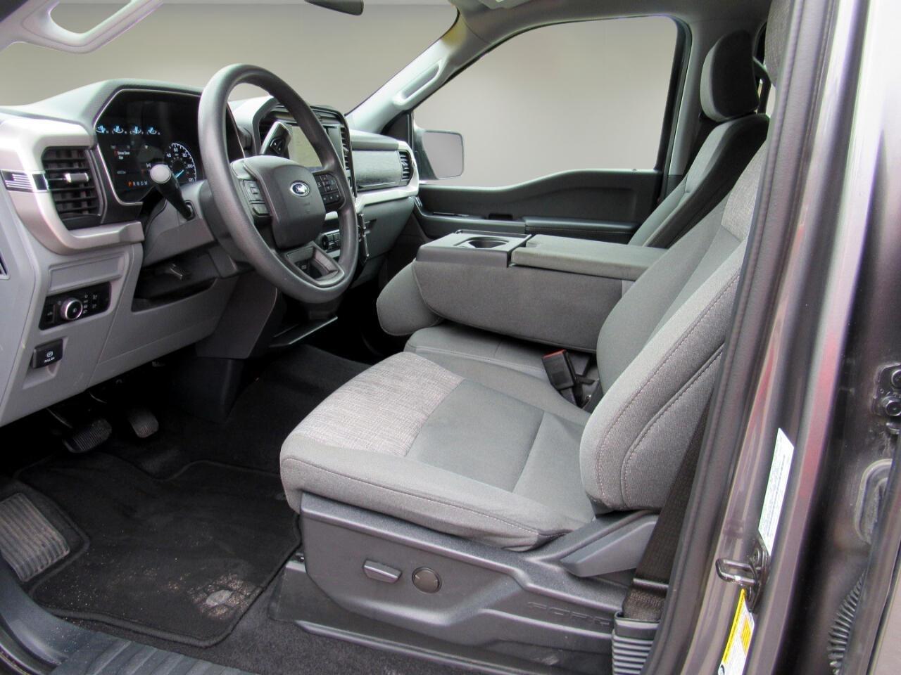 Ford F-150 XLT SuperCrew 4WD 2023