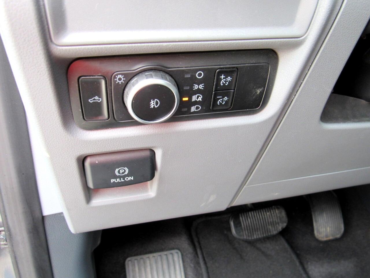 Ford F-150 XLT SuperCrew 4WD 2023