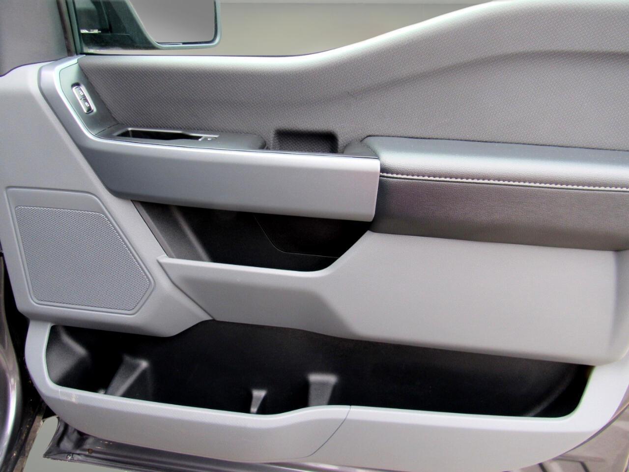 Ford F-150 XLT SuperCrew 4WD 2023