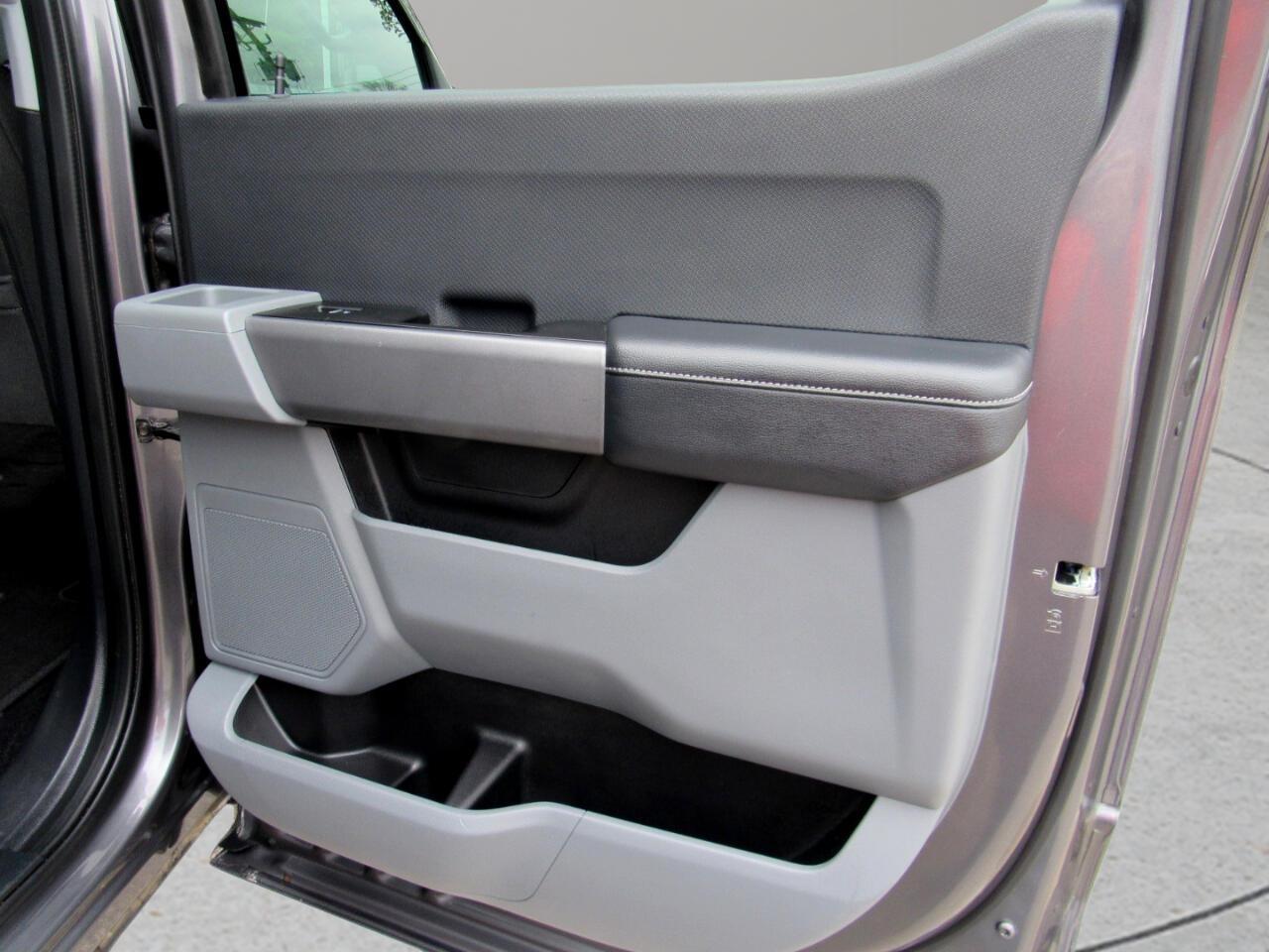 Ford F-150 XLT SuperCrew 4WD 2023