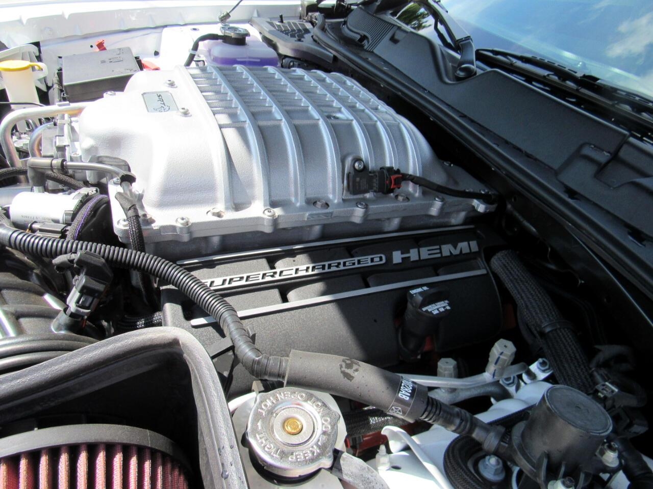 Dodge Challenger SRT Hellcat Jailbreak RWD 2023