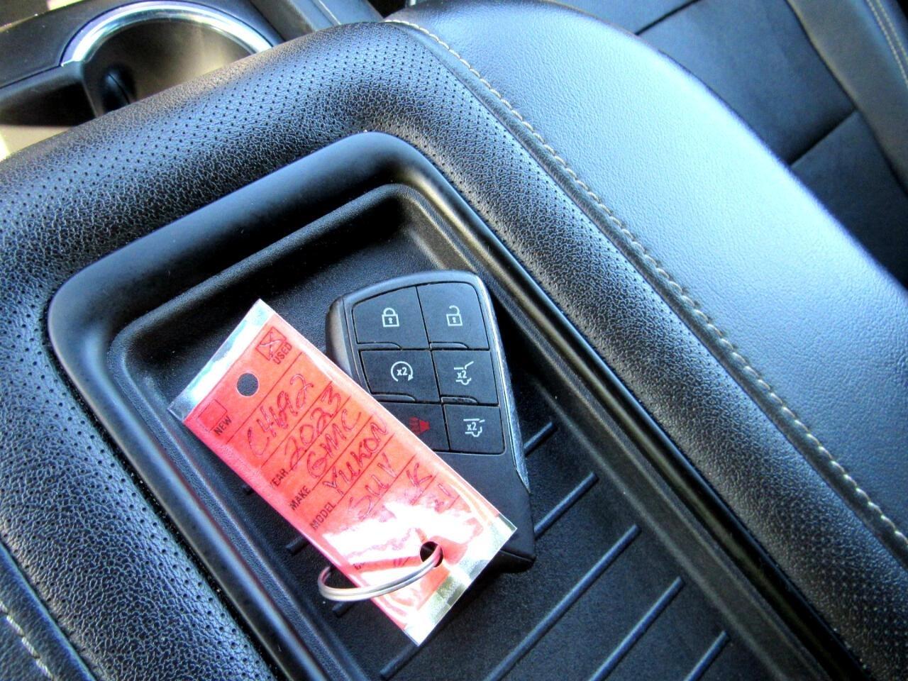 GMC Yukon SLT 4WD 2023