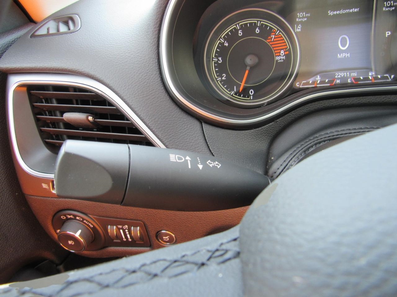 Jeep Cherokee Latitude Lux 4WD 2022 Jeep Cherokee Latitude Lux 4WD 2022