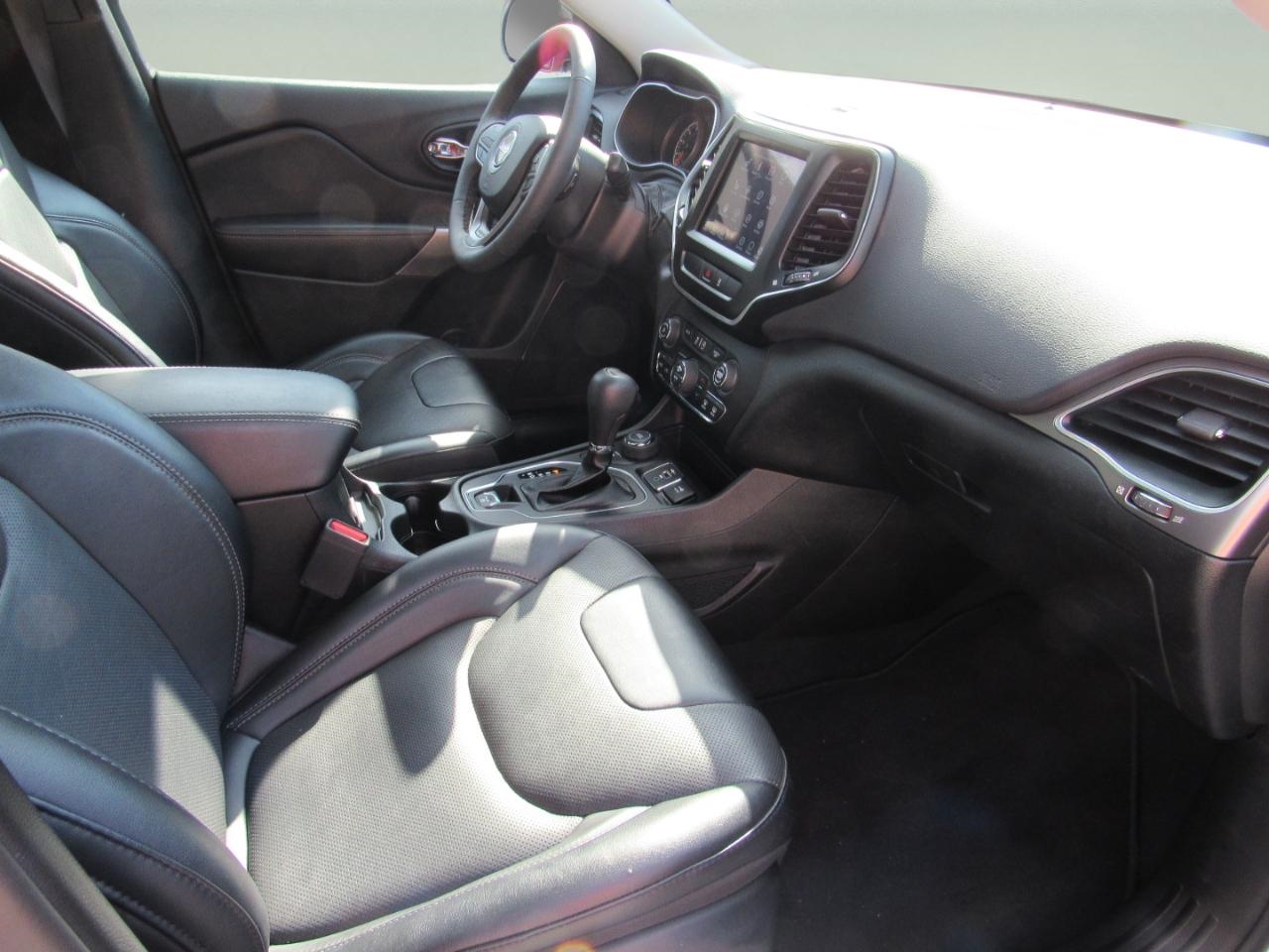 Jeep Cherokee Latitude Lux 4WD 2022 Jeep Cherokee Latitude Lux 4WD 2022