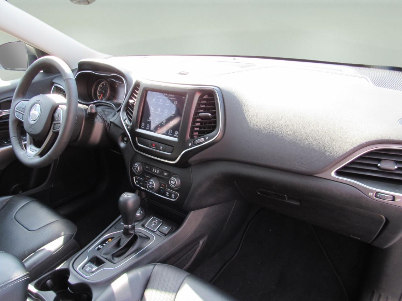 Jeep Cherokee Latitude Lux 4WD 2022 Jeep Cherokee Latitude Lux 4WD 2022