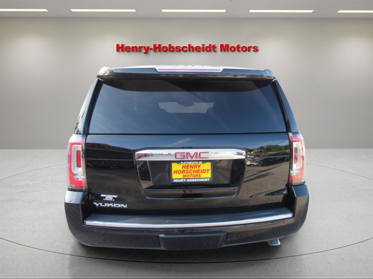 2019 Gmc Yukon Denali photo 2