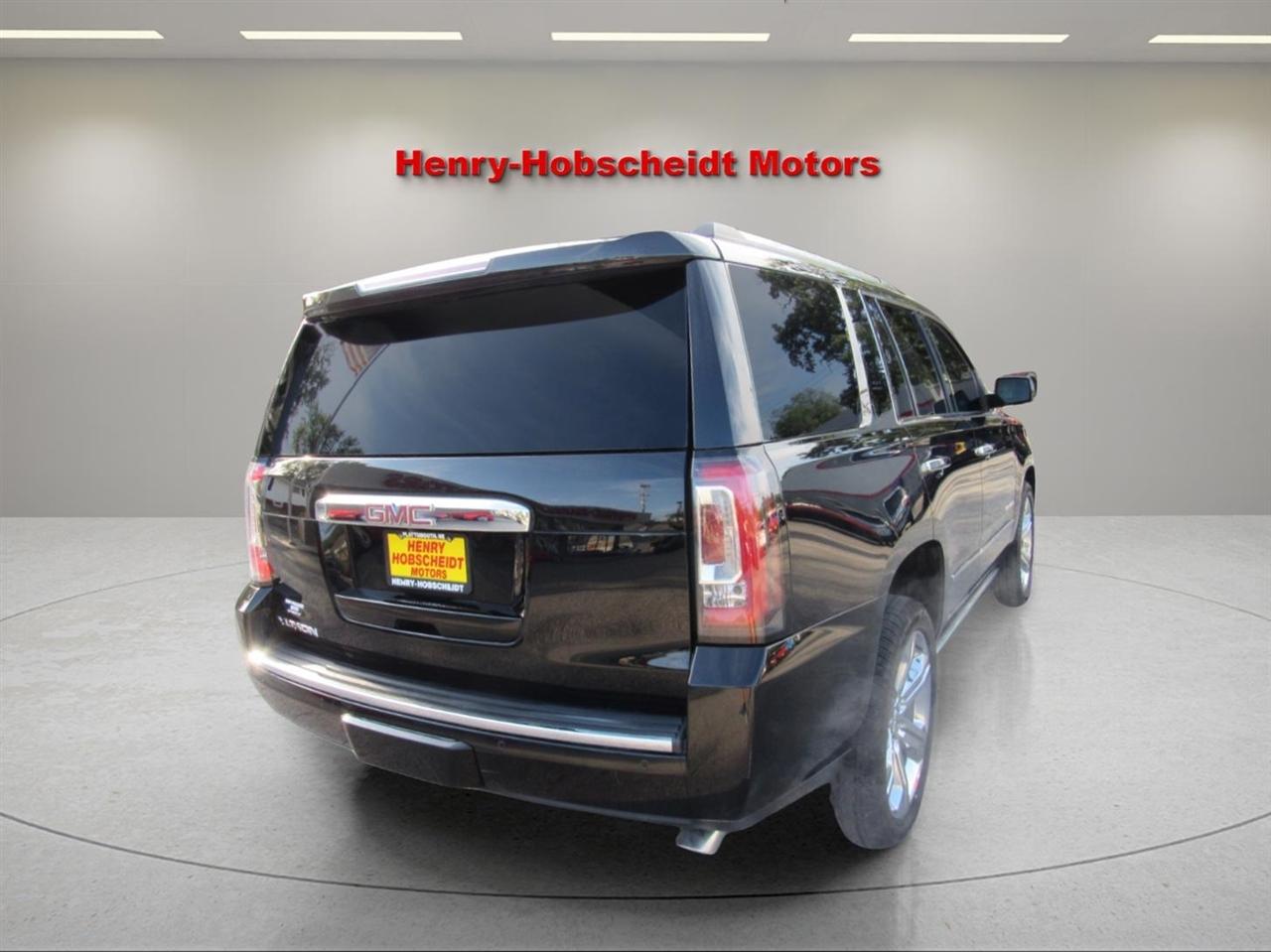 GMC Yukon Denali 4WD 2019