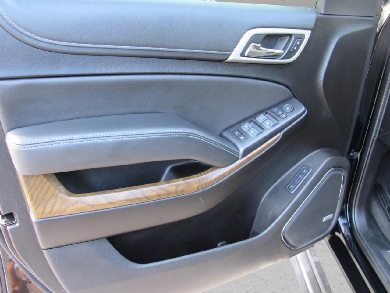 GMC Yukon Denali 4WD 2019