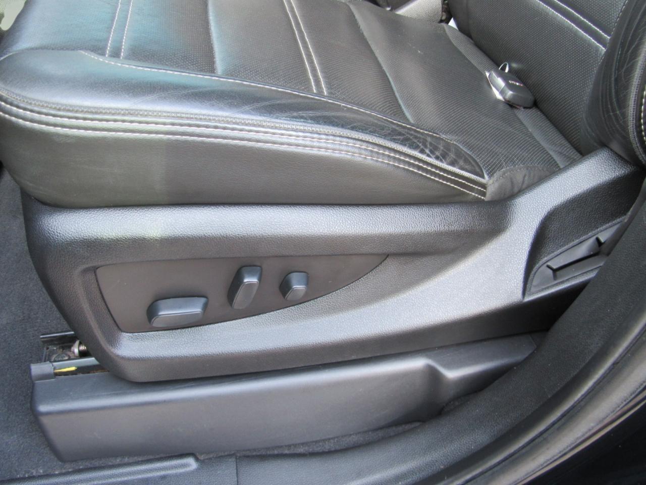 GMC Yukon Denali 4WD 2019