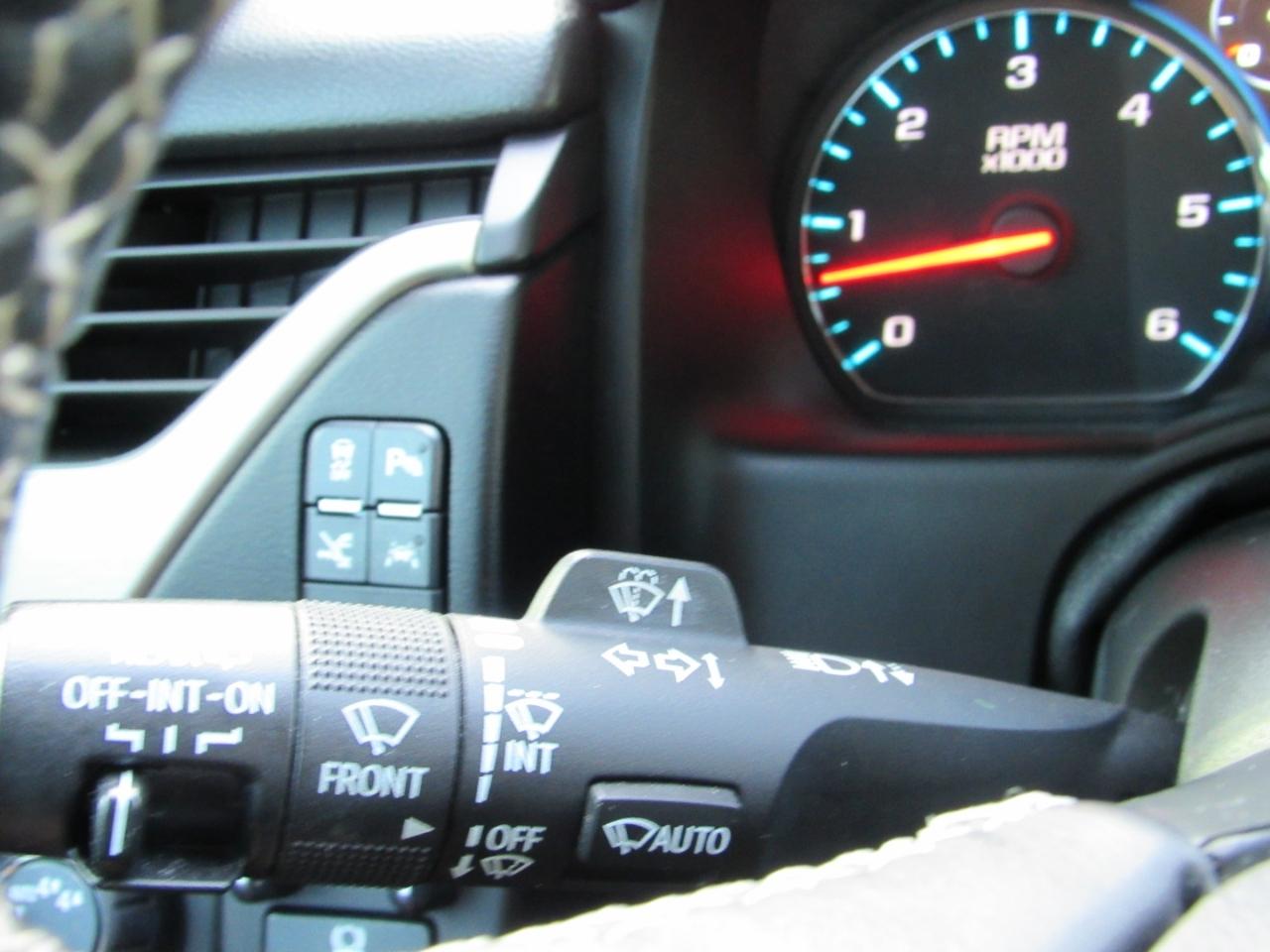 GMC Yukon Denali 4WD 2019