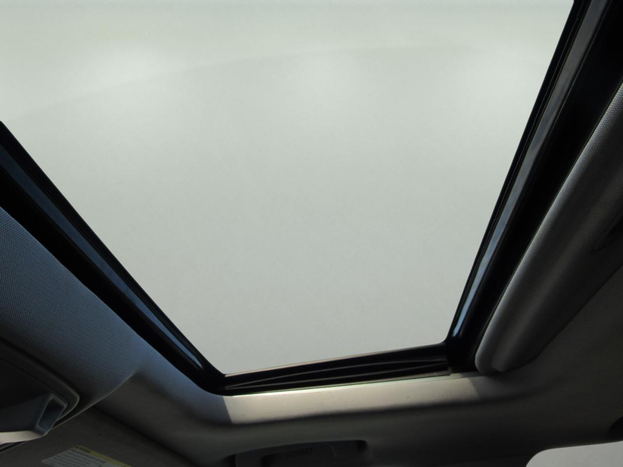 GMC Yukon Denali 4WD 2019