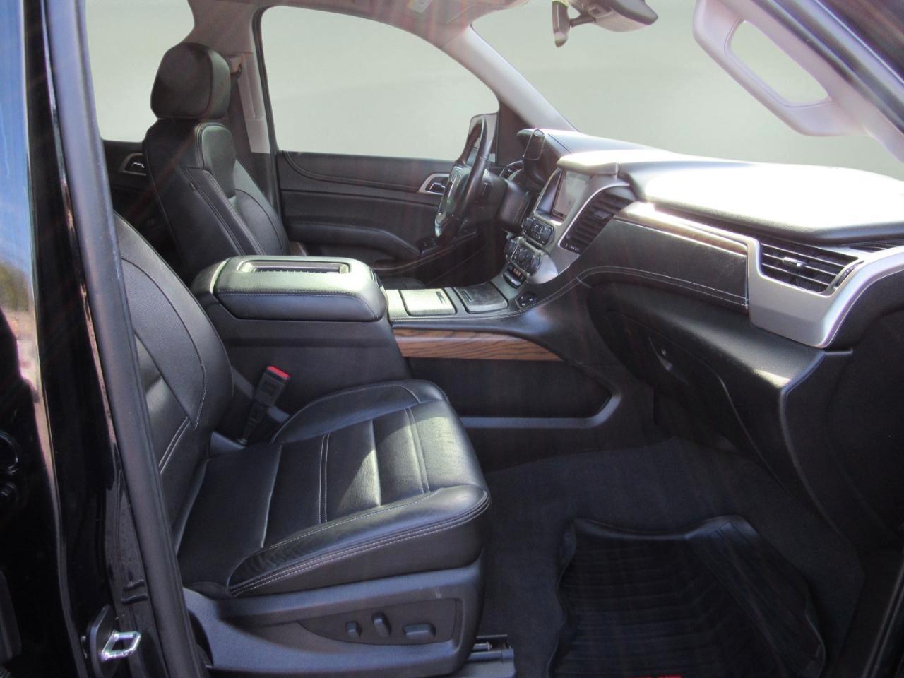 GMC Yukon Denali 4WD 2019