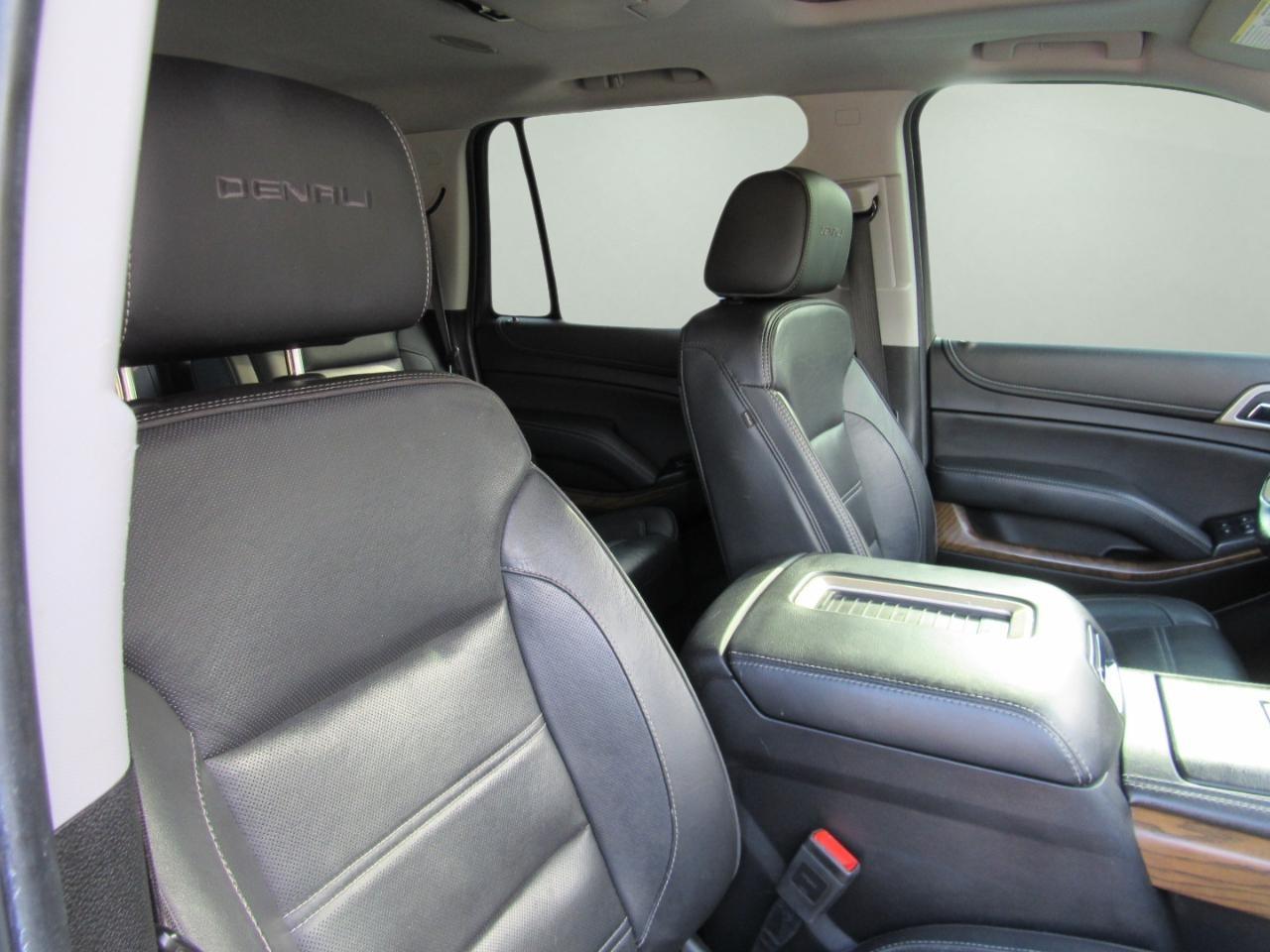 GMC Yukon Denali 4WD 2019