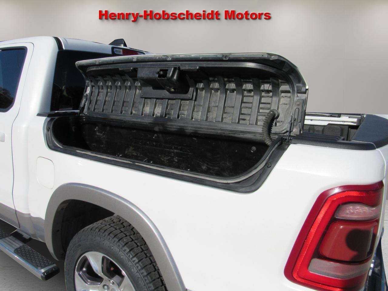 RAM 1500 Laramie Crew Cab 4WD 2020