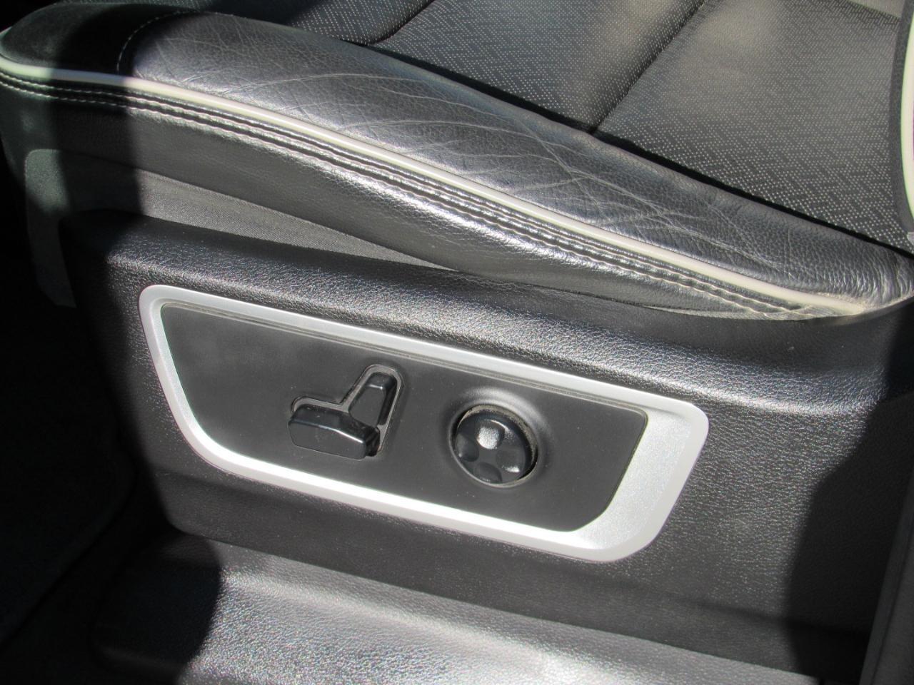 RAM 1500 Laramie Crew Cab 4WD 2020