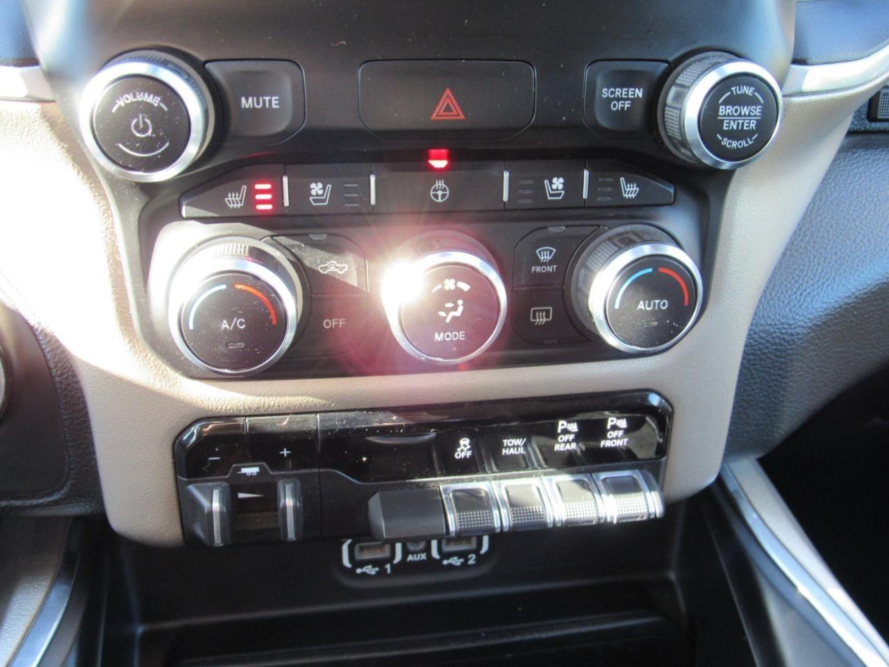 RAM 1500 Laramie Crew Cab 4WD 2020