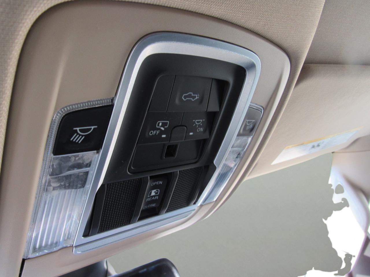 RAM 1500 Laramie Crew Cab 4WD 2020