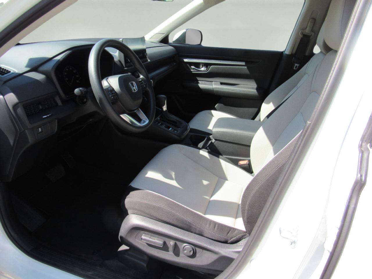 2023 Honda CR-V EX photo 12