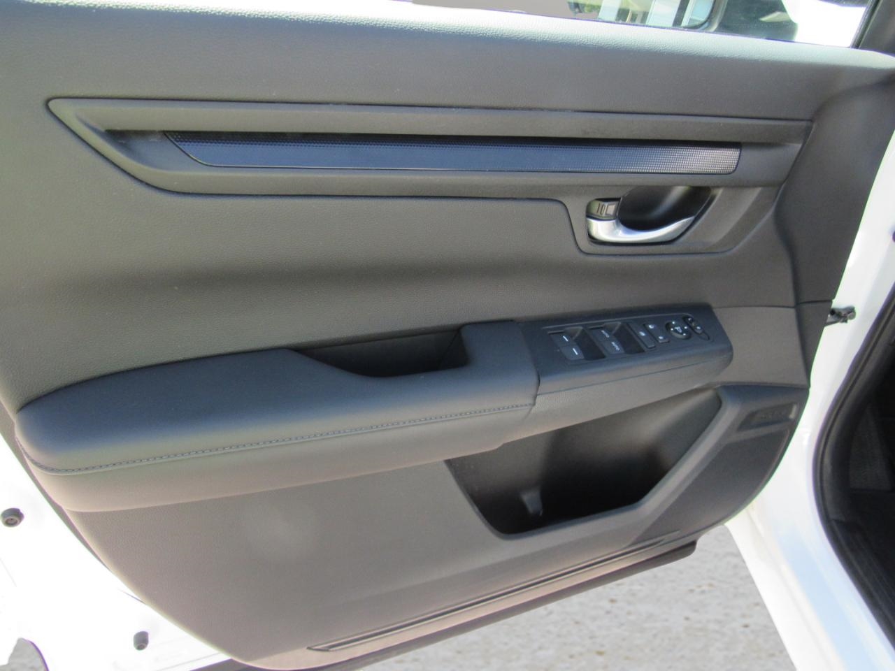 2023 Honda CR-V EX photo 13